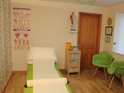 acupuncture treatment room